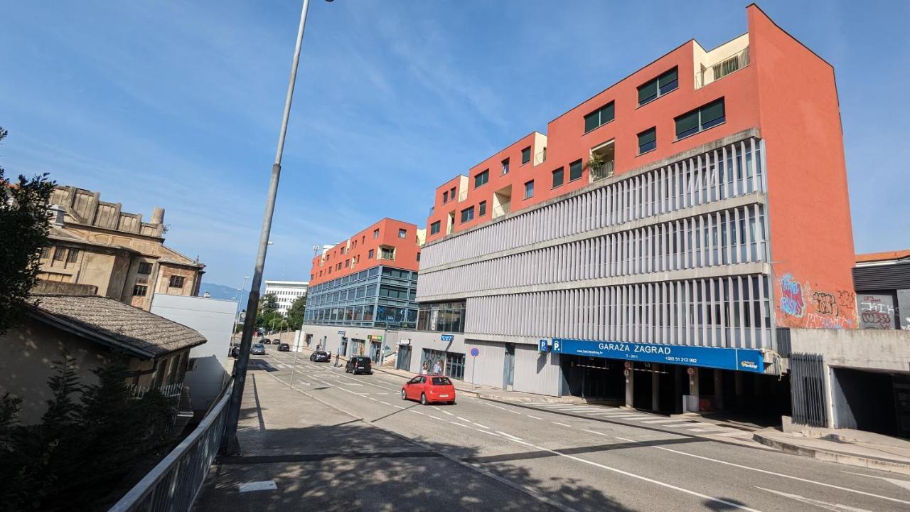 Downtown Fiume, Underground Garage Within The Property Rijeka Exterior foto
